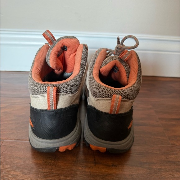 Keen Verdi II Mid Hiking Boots-Like New-Size 6 Tan and Orange - Picture 8 of 11